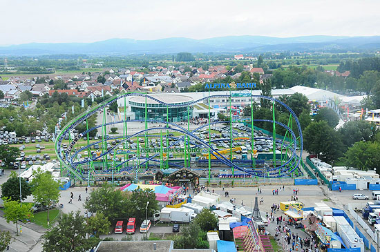 Alpina Bahn auf dem Straubinger Gäubodenfest 2011 (©Foto: Ingrid Grossmann)